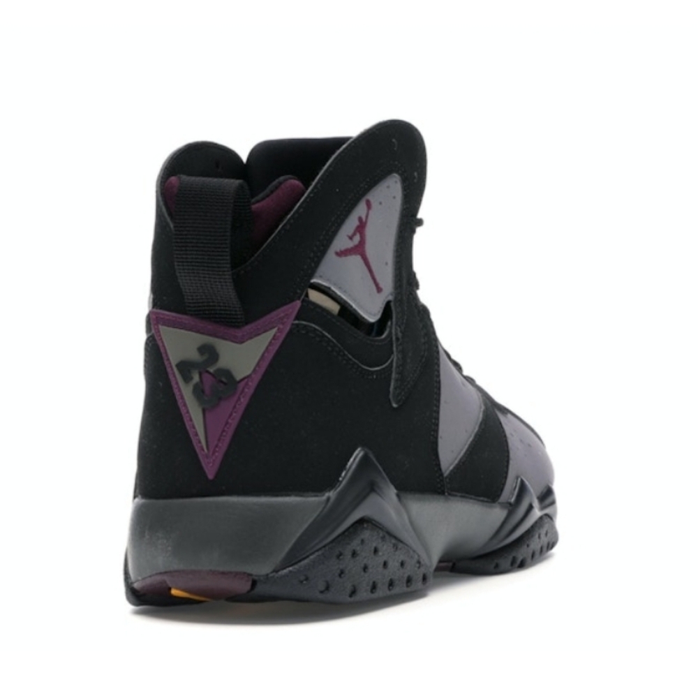 Air Jordan 7 Retro Bordeaux Sneakers - Picture 12 of 15